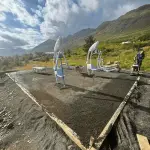 Ugradnja umjetne trave u Vodicama, Šibeniku i Šibensko-kninskoj županiji – Kendeš gradnja, uređenje okućnica i dvorišta